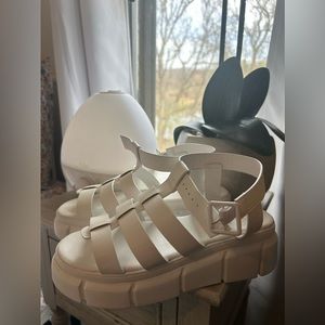White Platform Sandals - Local Boutique